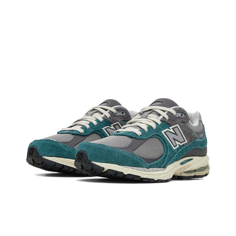 New Balance 2002R New Spruce Magnet-2