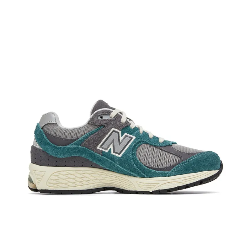 New Balance 2002R New Spruce Magnet-1