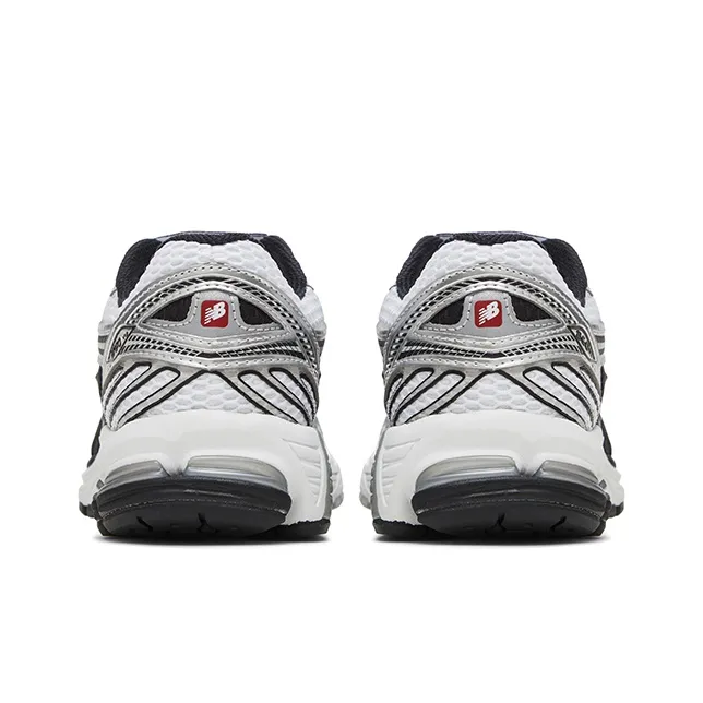 New Balance 860v2 Black White Silver-5