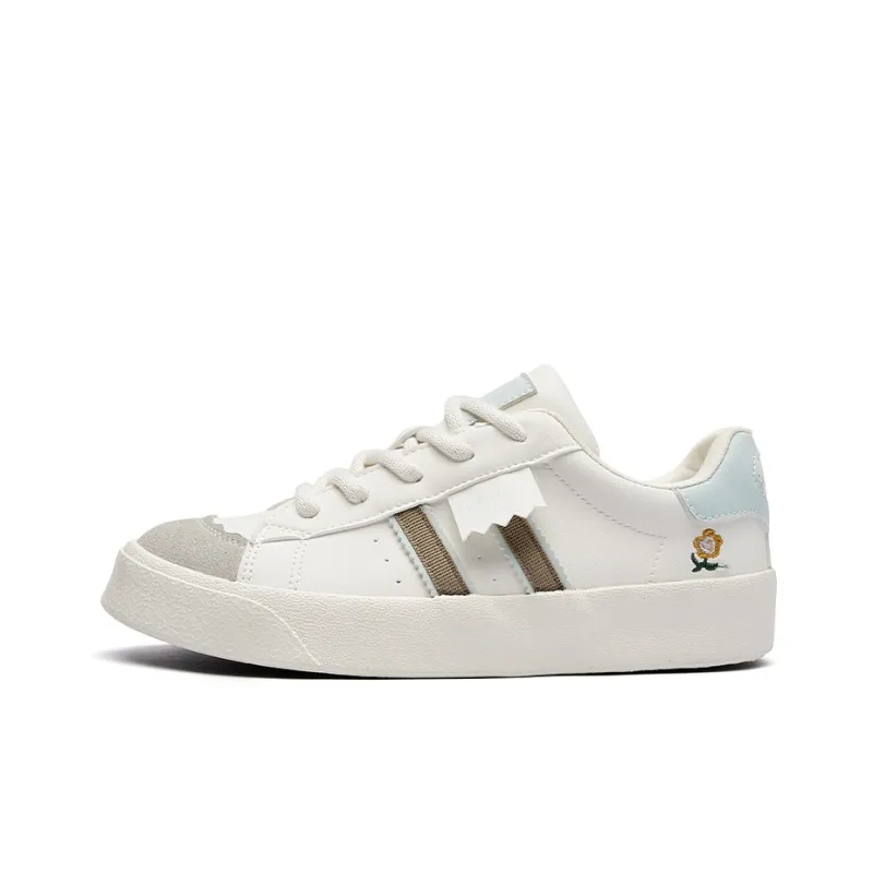 La Chapelle Wear-resistant And Lightweight Low-Top Skateboard Shoes Women's-0