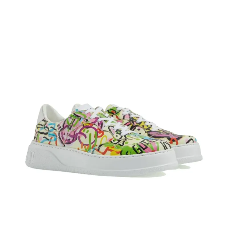 GUCCI Platform Trainer 'Year Of The Rabbit   Graffiti Print'-1