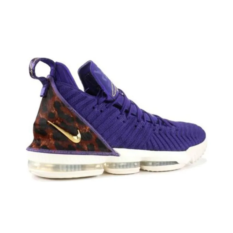 Nike LeBron 16 King Court Purple-4