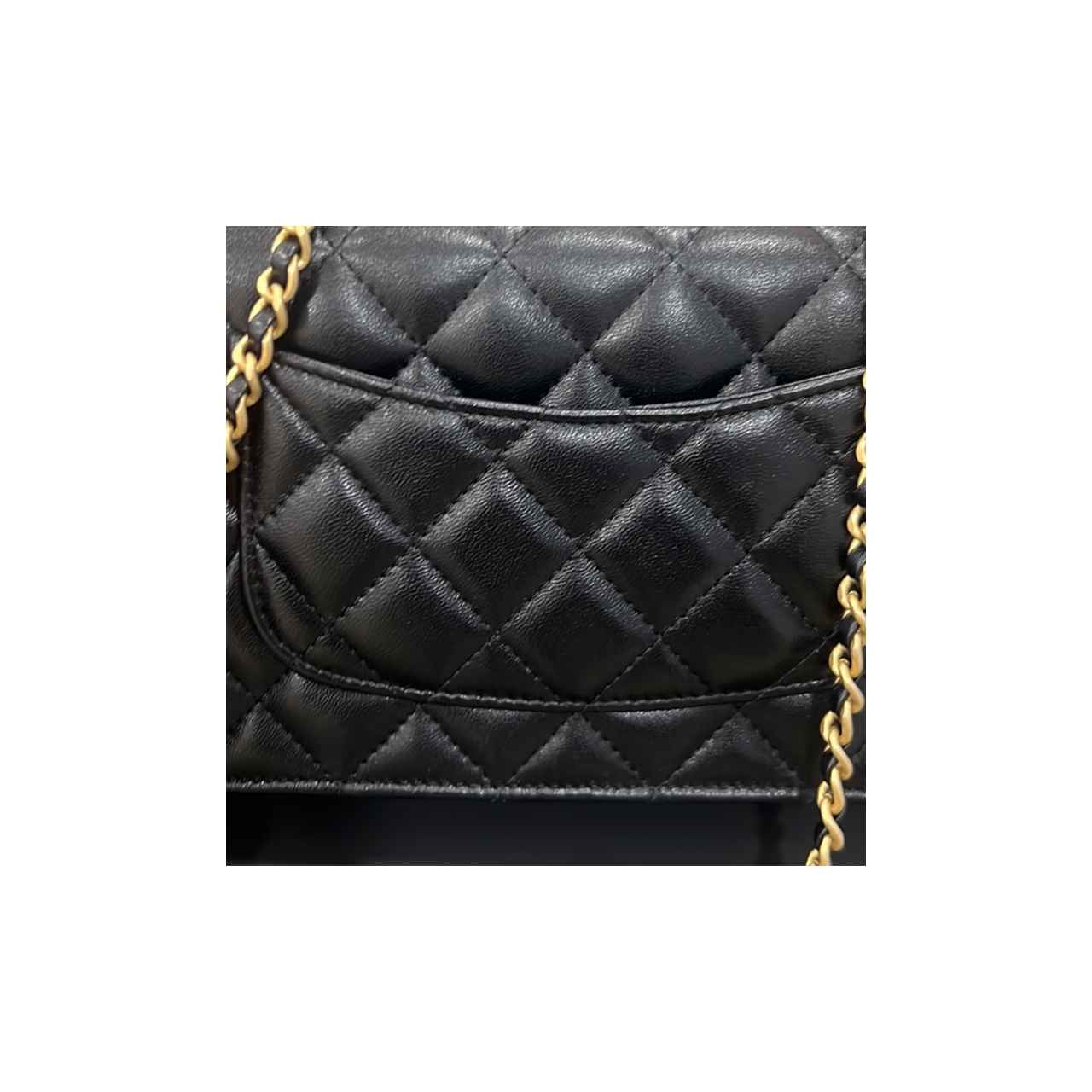 【CHANEL】WOC クロスボディバッグ★シープスキン CHANEL WOC Crossbody Bags - POIZON