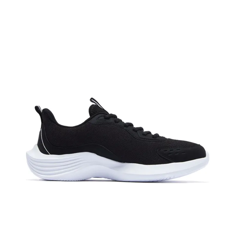 QIAODAN Cushioning Lightweight Low Top Running Shoes Men's Black Gold-1