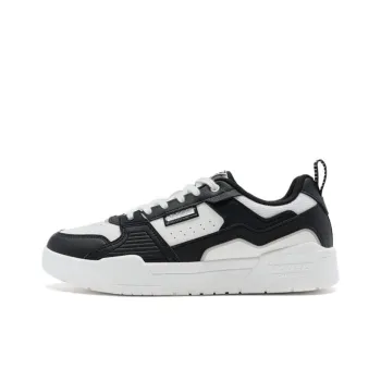 XTEP Unbounded Cushioning Wear Resistant Low Top Skateboard Shoes Women's Black White