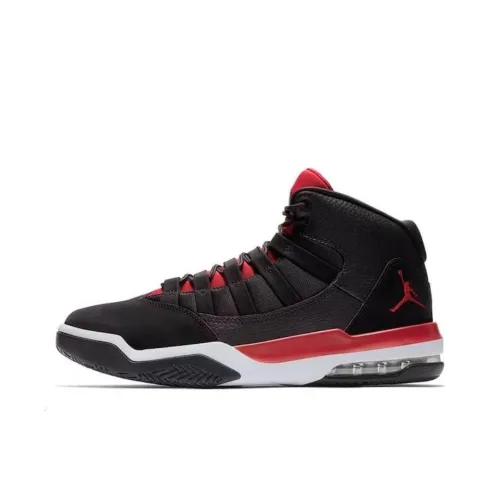 JORDAN Max Aura Black Gym Red White