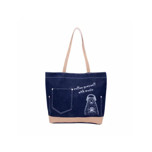 Diag-print shoulder bag
