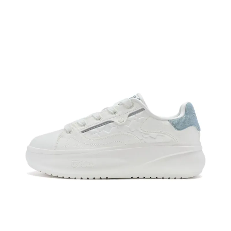XTEP Cushioning Wear Resistant Low Top Skateboard Shoes Women's White Blue-0