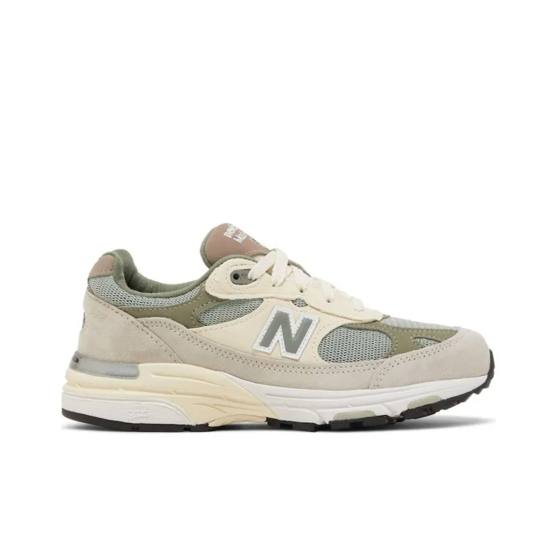 New Balance 993 MiUSA Kith Spring 101 Women's-1