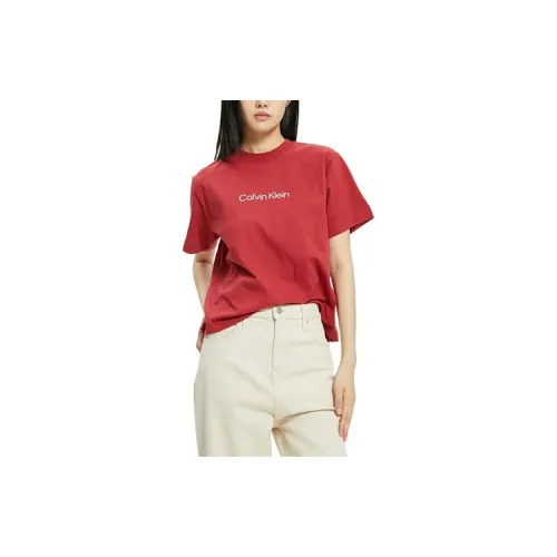 Calvin Klein T-Shirts Women's Berry Red