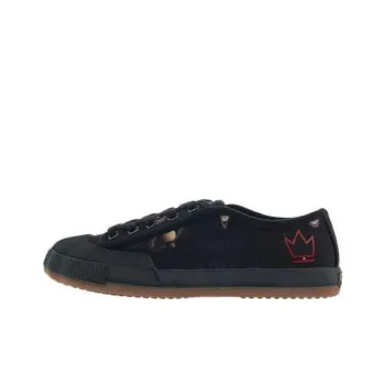 Vivienne Westwood Low Top Skateboard Shoes Women's Black