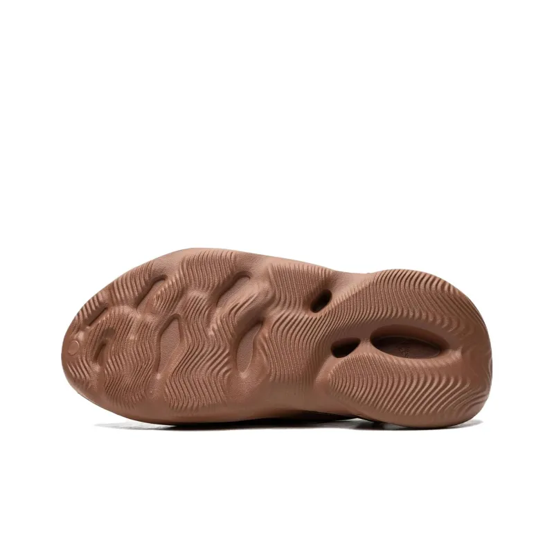 Adidas Yeezy Foam Rnr Clay Red-4