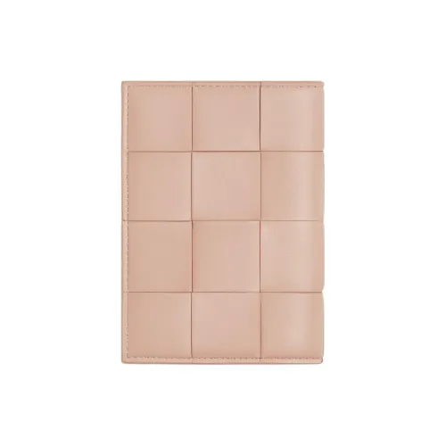 Bottega Veneta Sheepskin Passport Holder Women's Lotus Blossom Pink