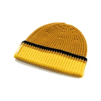 UNIQLO Acrylic Polyester Polyamide Sheep Wool Beanies Unisex Yellow