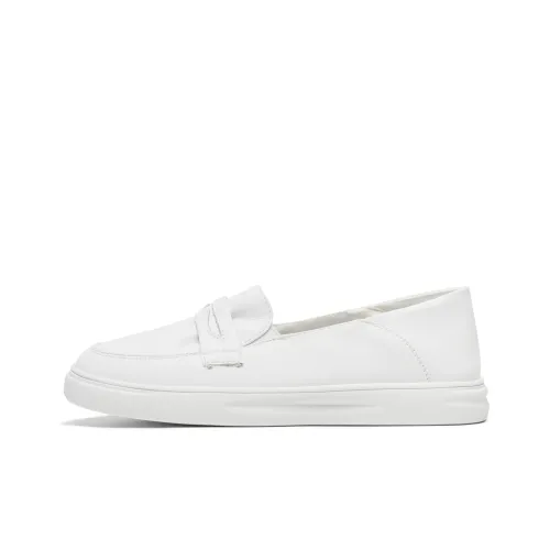 Help Loafers Women's Low Top White