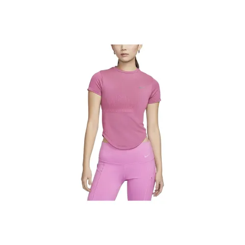 Nike T-Shirts Women's Enchanted Pink