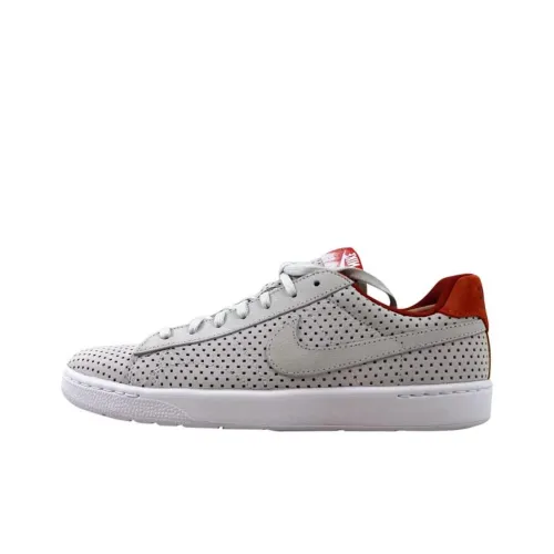 Nike Tennis Classic Ultra QS Light Bone