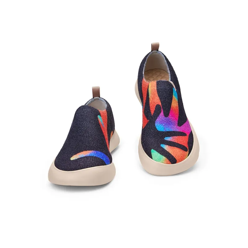 U.IN Painted Travel Shoes Toledo 15 Love Collection Casual Shoes Unisex-2