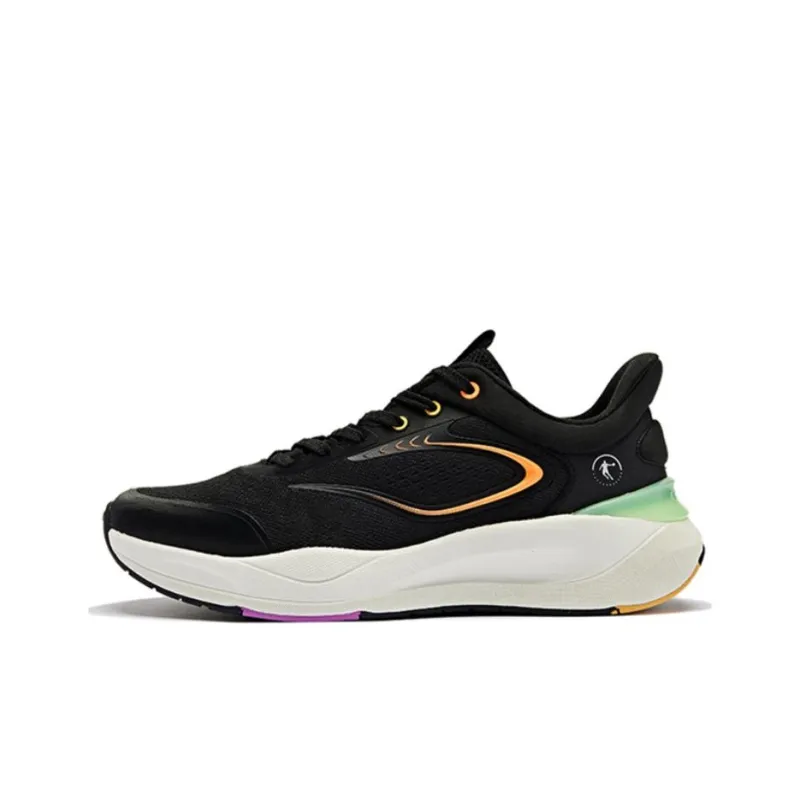 QIAODAN Anti Slip Wear Resistant Low Top Running Shoes Men's Black Green-0