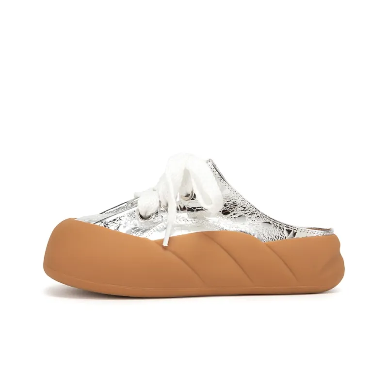 MIO Closed Toe Slippers Women's-0