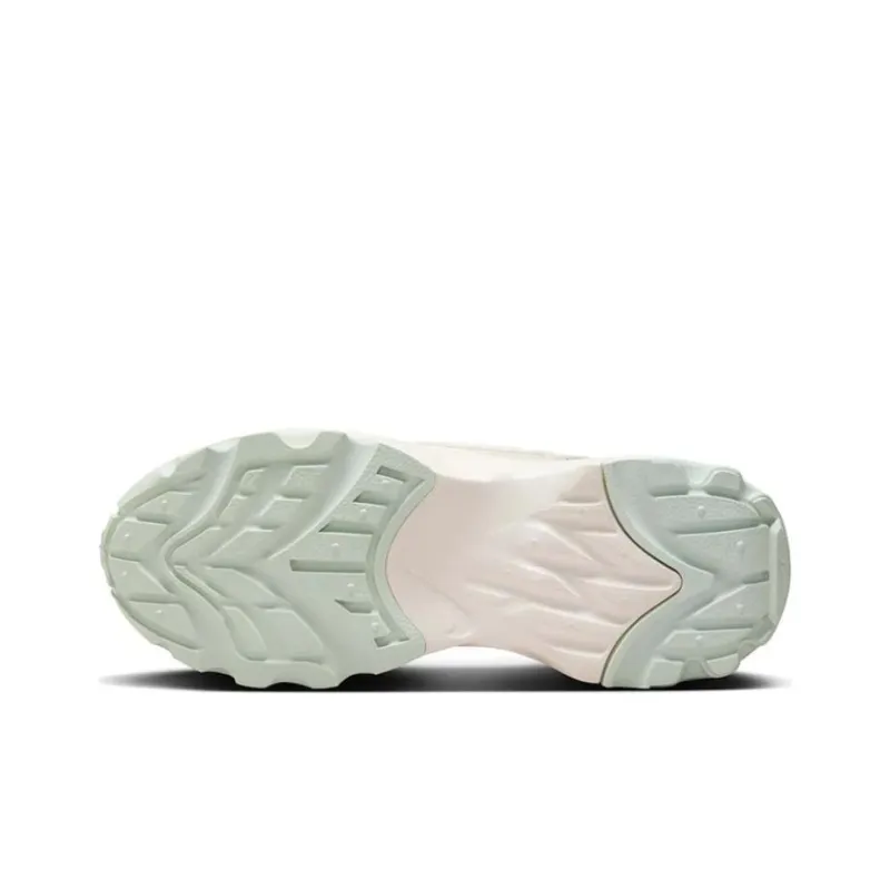 Nike TC 7900 Light Orewood Taupe Women's-4