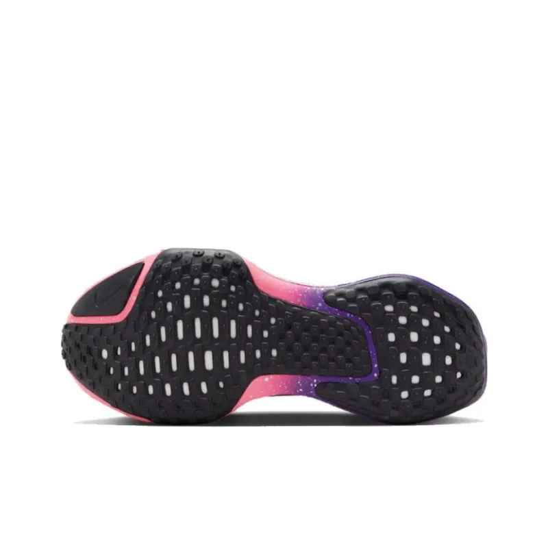 Nike ZoomX Invincible Run 3 Coral Chalk Women's-4