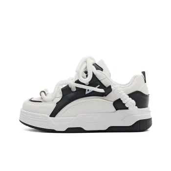 WARRIOR Increased Height And Wear Resistance WARRIOR Lifestyle Shoes Women's