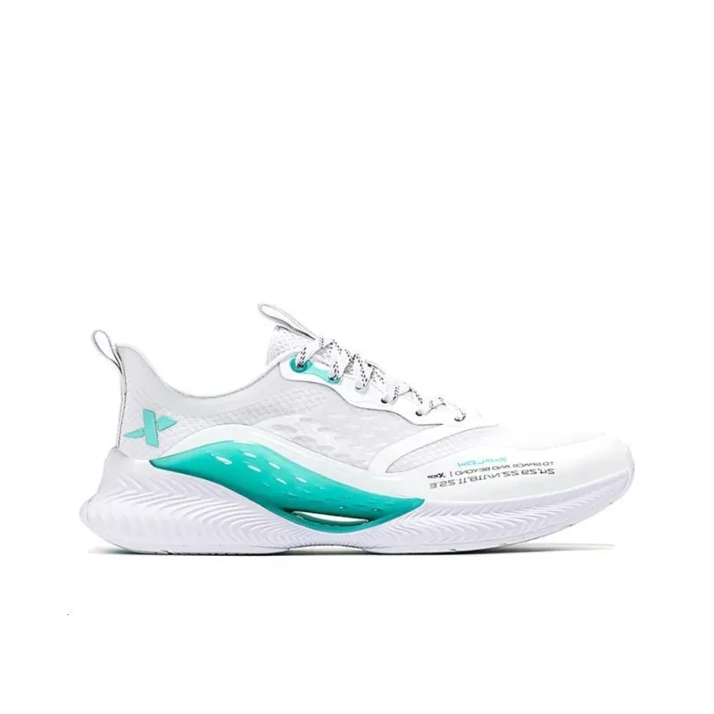 XTEP Qing Feng 4.0 Cushioning Anti Slip Wear Resistant Breathability Low Top Running Shoes White Green-1