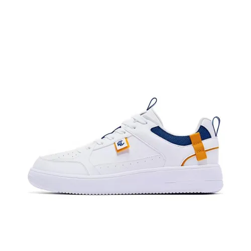 QIAODAN Slip Resistant Breathable Low Top Skateboard Shoes Men's White Blue