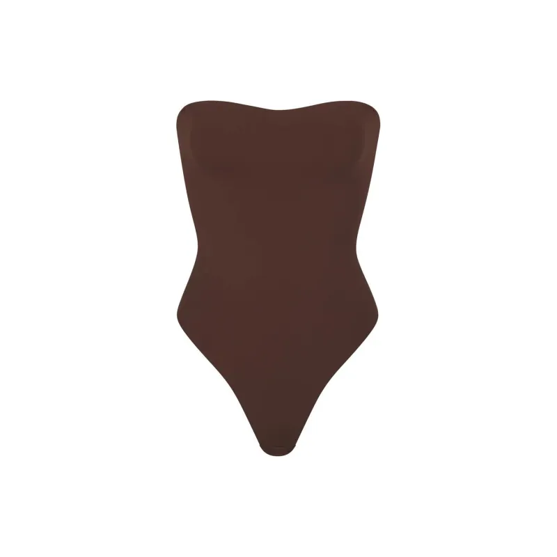 SKIMS FITS EVERYBODY STRAPLESS BODYSUIT Bodysuits Women's-0