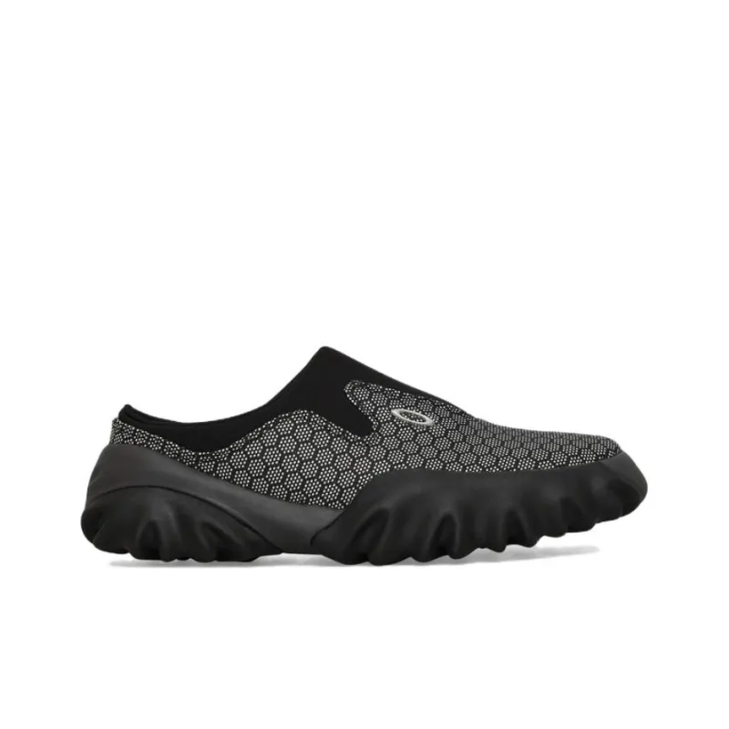 Oakley Factory Team Slip Resistant Low Top Casual Shoes Unisex-1