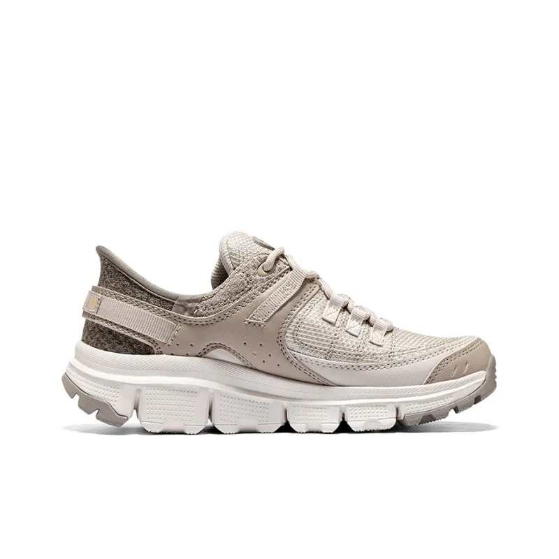 Skechers Summits AT Cushioned Wear-Resistant Supportive Lightweight Low-Top Casual Running Shoes Women's White-1
