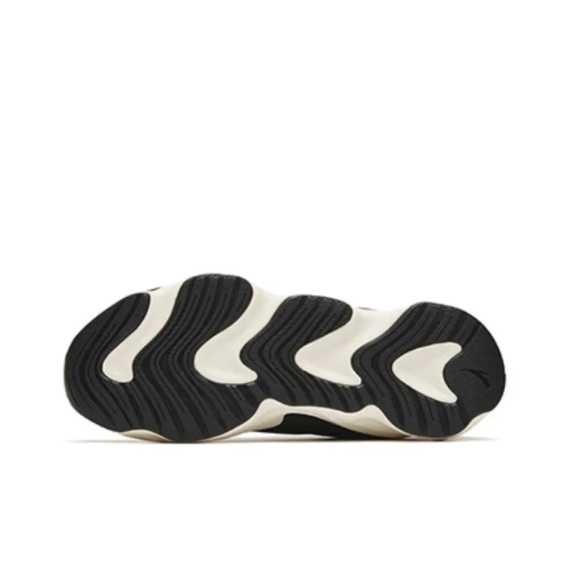 ANTA Keep Moving Run Collection 'Black White Gold'-4