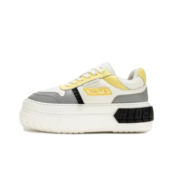 Both Tyres Low Top Skateboard Shoes Women's White