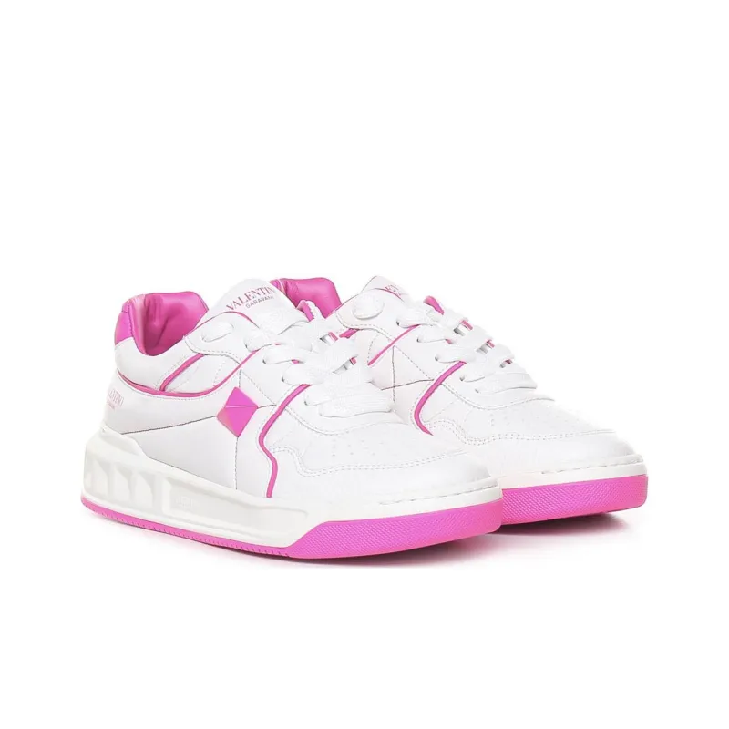 Valentino One Stud Low Top Stylish Skateboarding Shoes Women's White Pink-2