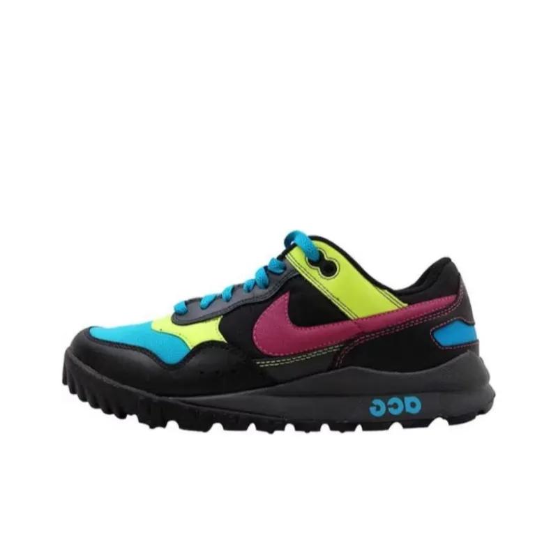 Nike Wild Peg Black/Rave Pink Neo Turquoise-0
