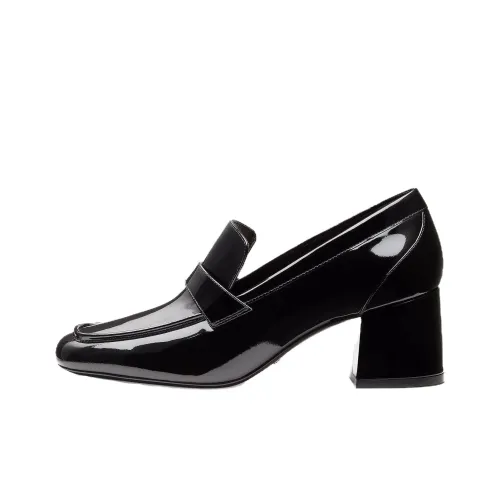 Stuart Weitzman Sleek Loafers Women's Black