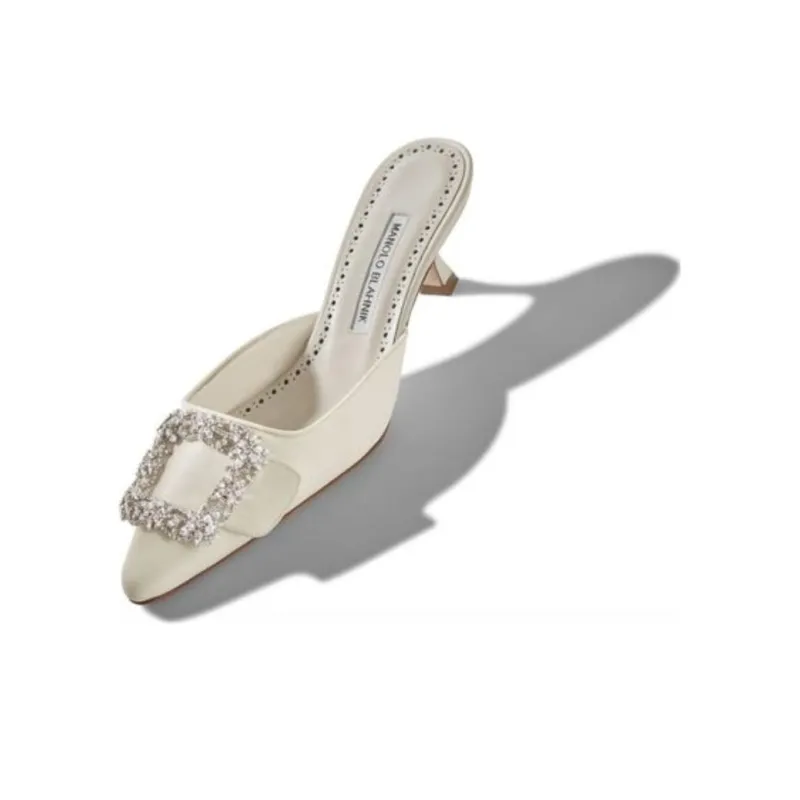 MANOLO BLAHNIK Wrap-toe Slippers Women's White-4