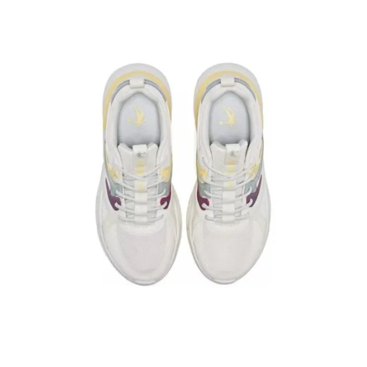 QIAODAN Anti Slip Wear Resistant Low Top Sports Casual Shoes Women's White Yellow Green-2