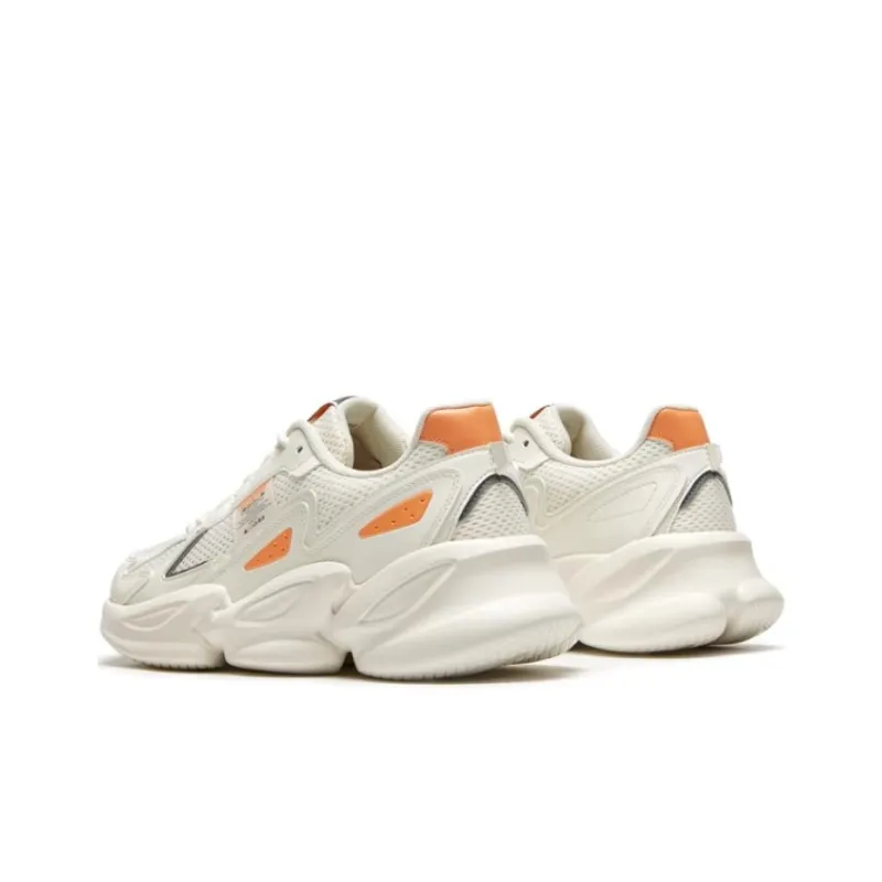 QIAODAN Cushioning Wear Resistant Low Top Running Shoes Men's Ivory-3