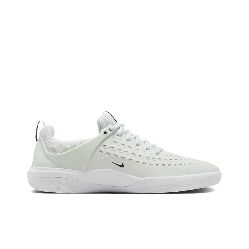 Nike Sb Zoom Nyjah 3 Barely Green-1