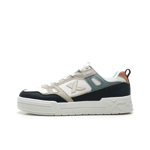 XTEP Skateboard Shoes Men Low Top Sail White/Clay/Black