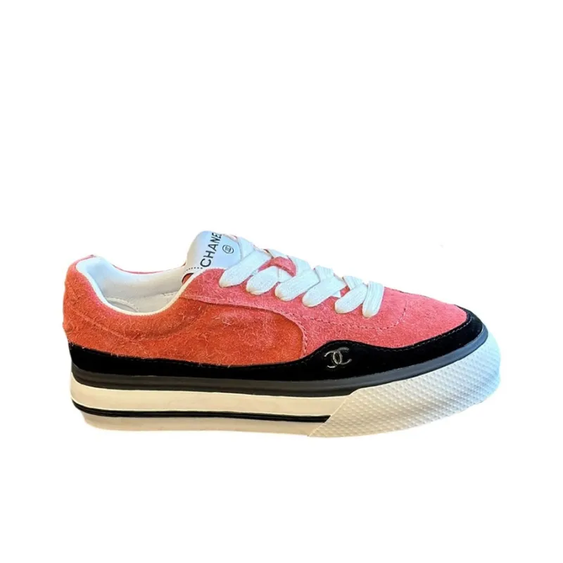 CHANEL Low-Top Skateboard Shoes Women's Pink-1