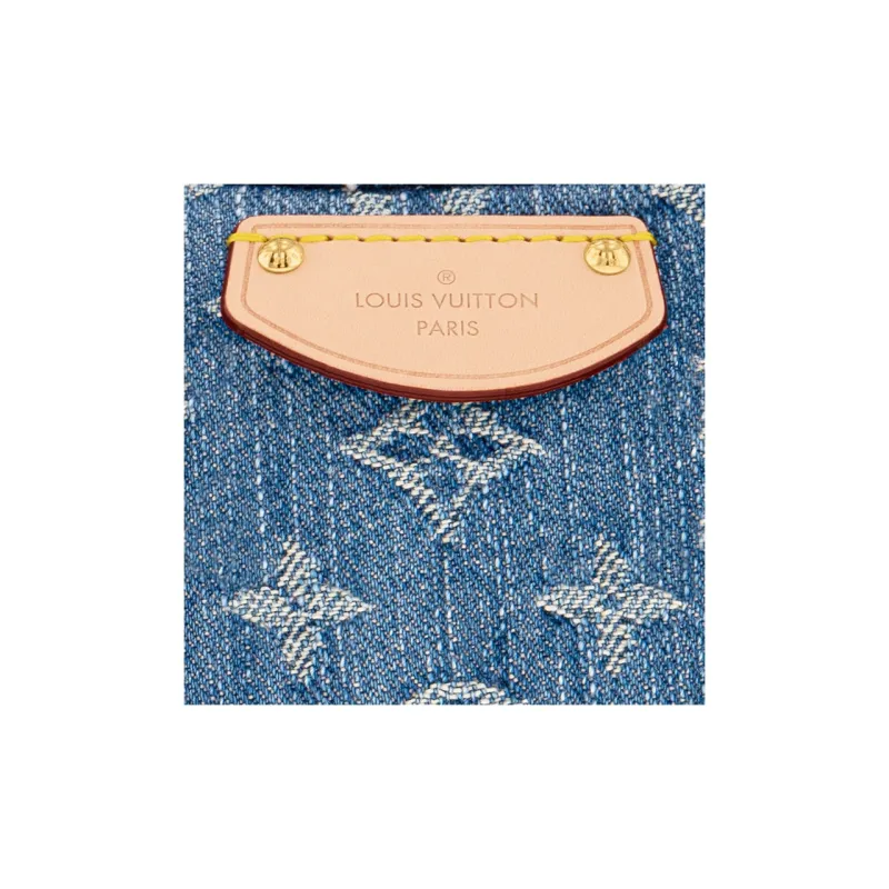 LOUIS VUITTON Croissant Mm Monogram Denim Blue-5