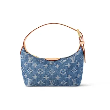 LOUIS VUITTON Hills Pochette