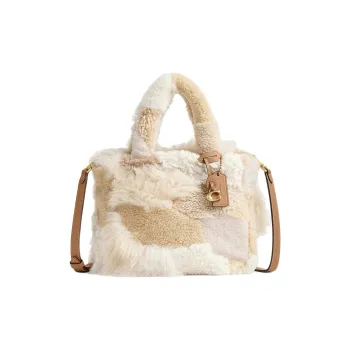COACH Shearling Tote Bag, Shopping Bag, Handbag, Shoulder Bag, Crossbody Bag Trumpets Women's Beige