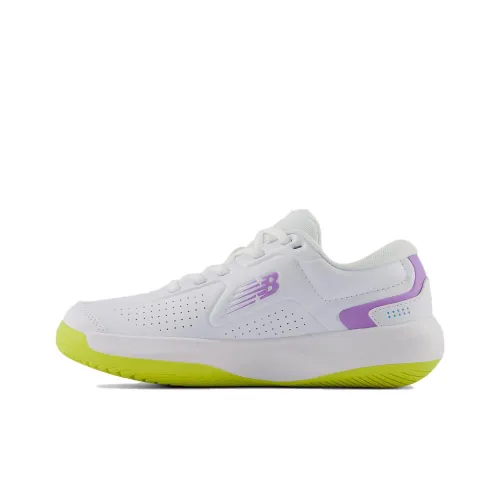 New Balance NB 696 V5 Tennis Shoes Women's Low-Top