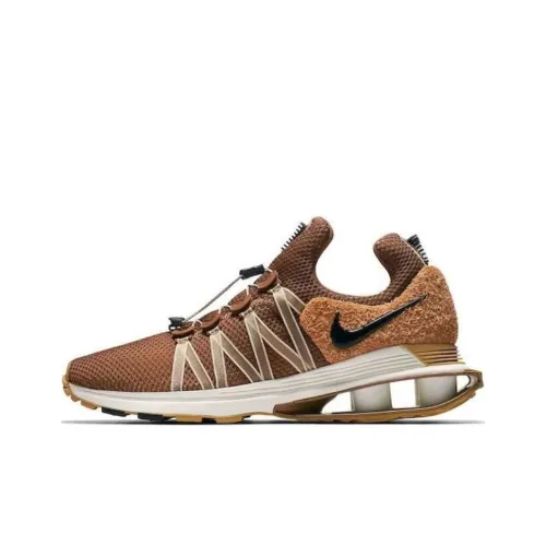 Nike Shox Gravity Elemental Gold