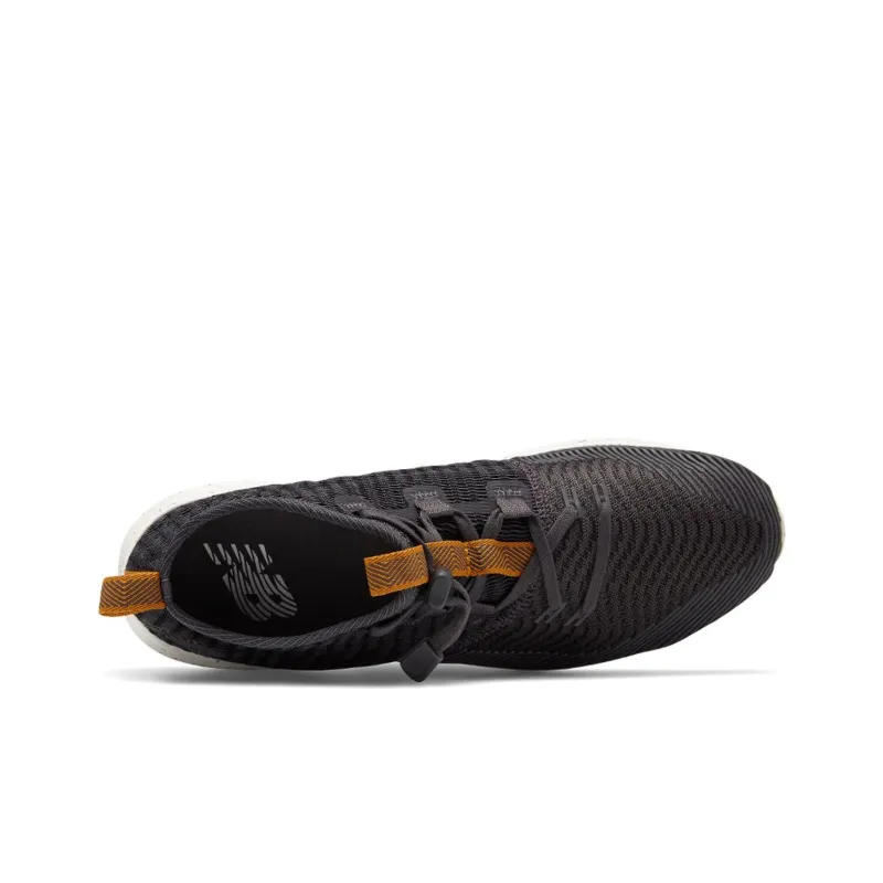 New Balance Cypher Run D Black/Brown-3
