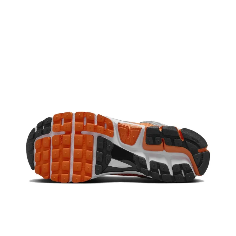Nike Zoom Vomero 5 Platinum Tint Safety Orange-4